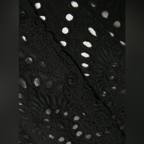 [Part Two Copenhagen] Bondis Black Eyelet Tunic 36 - Picture 4 of 6